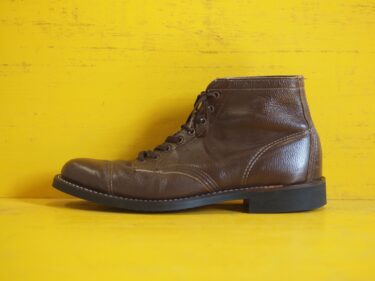 VINTAGE LACE UP BOOTS